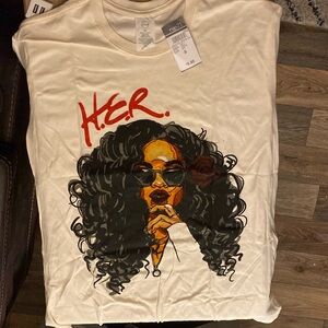 New with tags tshirt